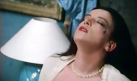 Janx Janice e vibrante spazzolino da porno film italiani completi denti