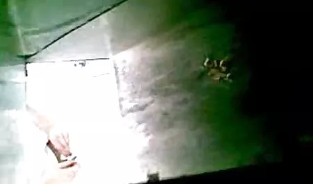 Tettona calda ed film italiani porno interi eccitata ragazza davanti alla webcam