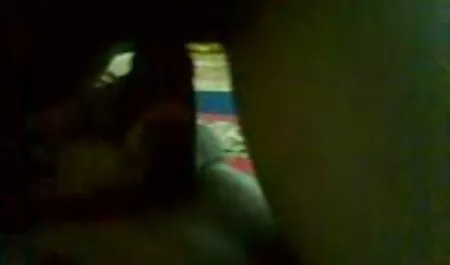 Ragazza calda lecca e ingoia porno italiano completo gratis sperma intorno al mio cazzo dopo il cazzo della foresta