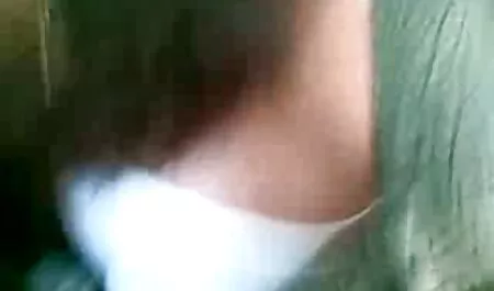Redhead babe succhia il cazzo di video completi porno grasso del suo amante