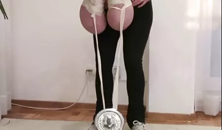 Fatti in casa Gola profonda e pompino film porno interi gratis sciatta da cute bionda-palpitante Sborrata