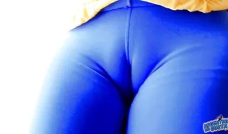 Procace ragazza bruna film erotici italiani completi girato nudo nella vasca da bagno