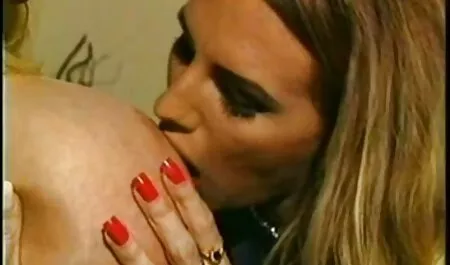 RealityLovers video porno italiani interi VR-cheerleader sbattuto da stepdad